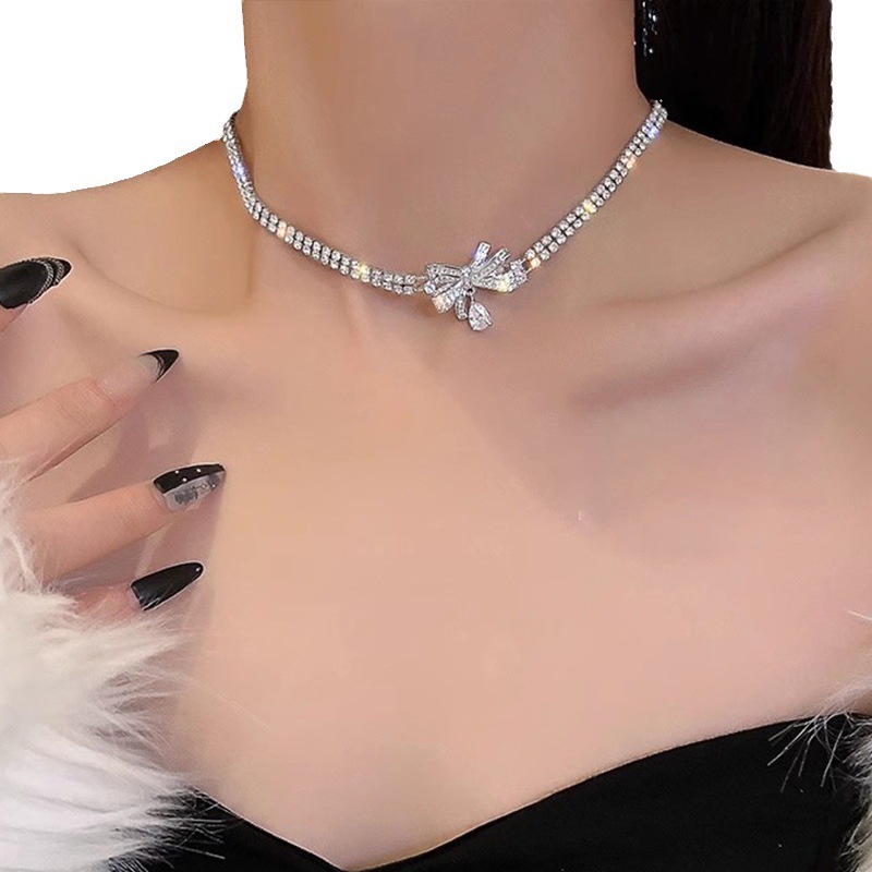 Strass-Quasten-Halskette, edles Design Schlüsselbein-Kette