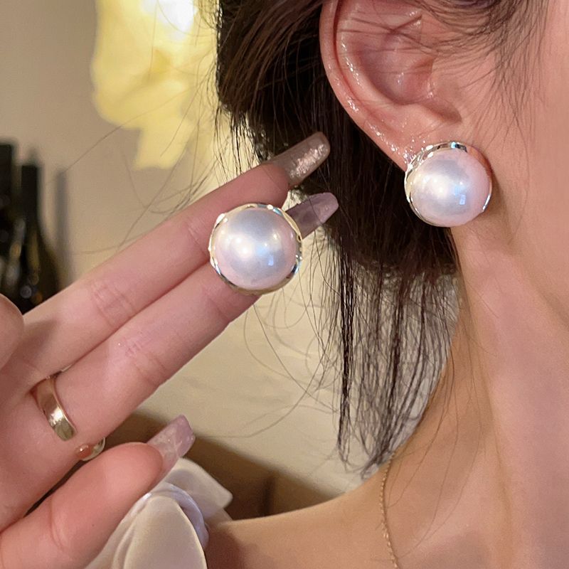 S925 silver pearl stud earrings for women, lightweight luxury