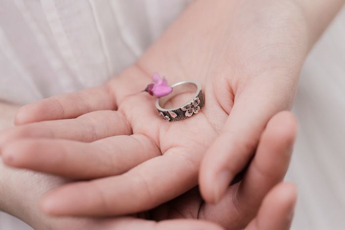 S925-Silber-Damenring mit Blumenmuster, handgefertigt verstellbar