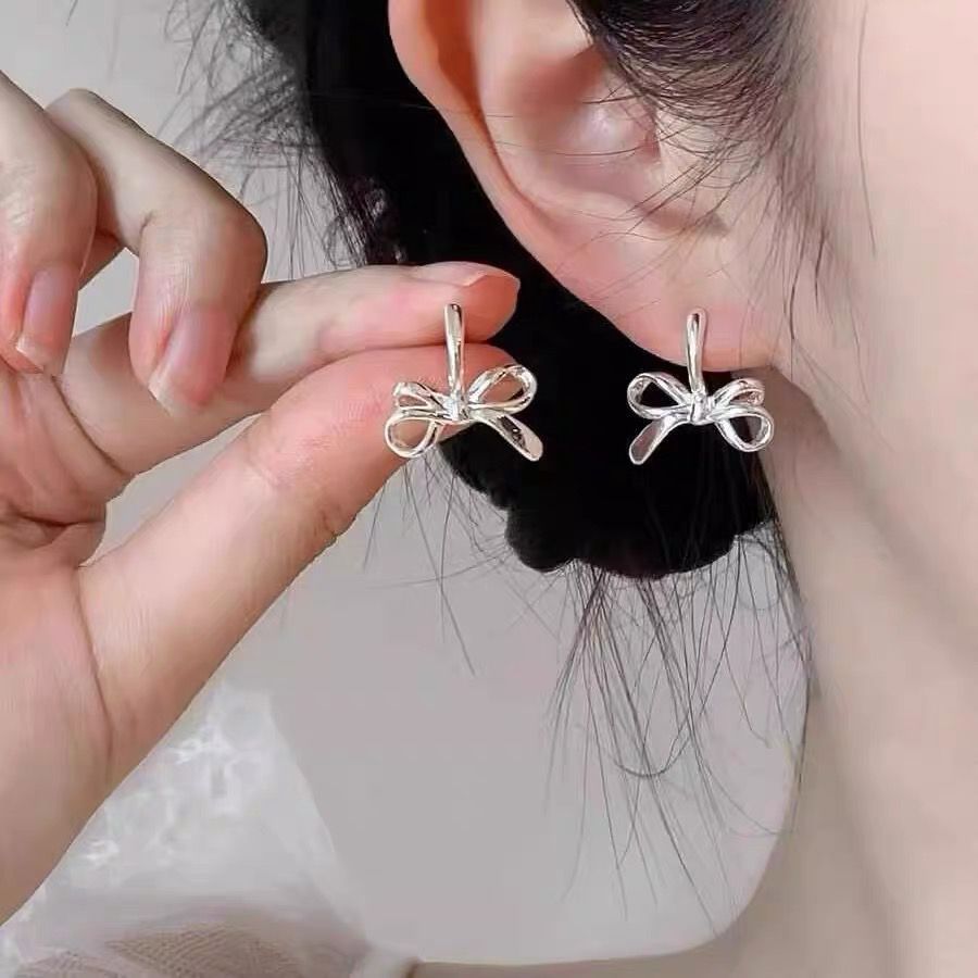 S925 Sterling Silver Stud Earrings Korean Style Mini Heart Design