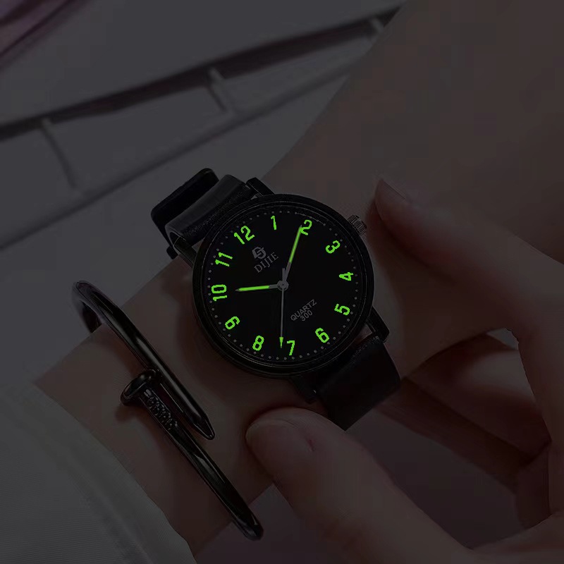 Men's and women's quartz watch, simple elegant style, student watch