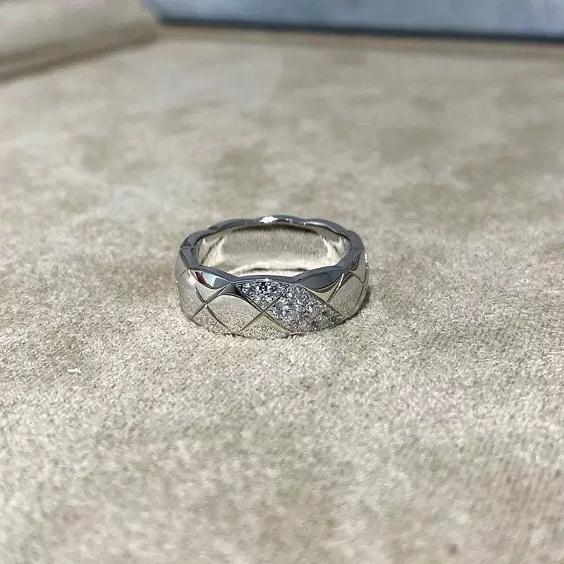 Coco-style quilted diamond couple ring, rose gold CNC