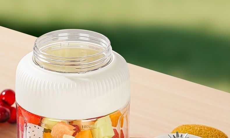 Portable cordless juicer, ice crusher function, smart design