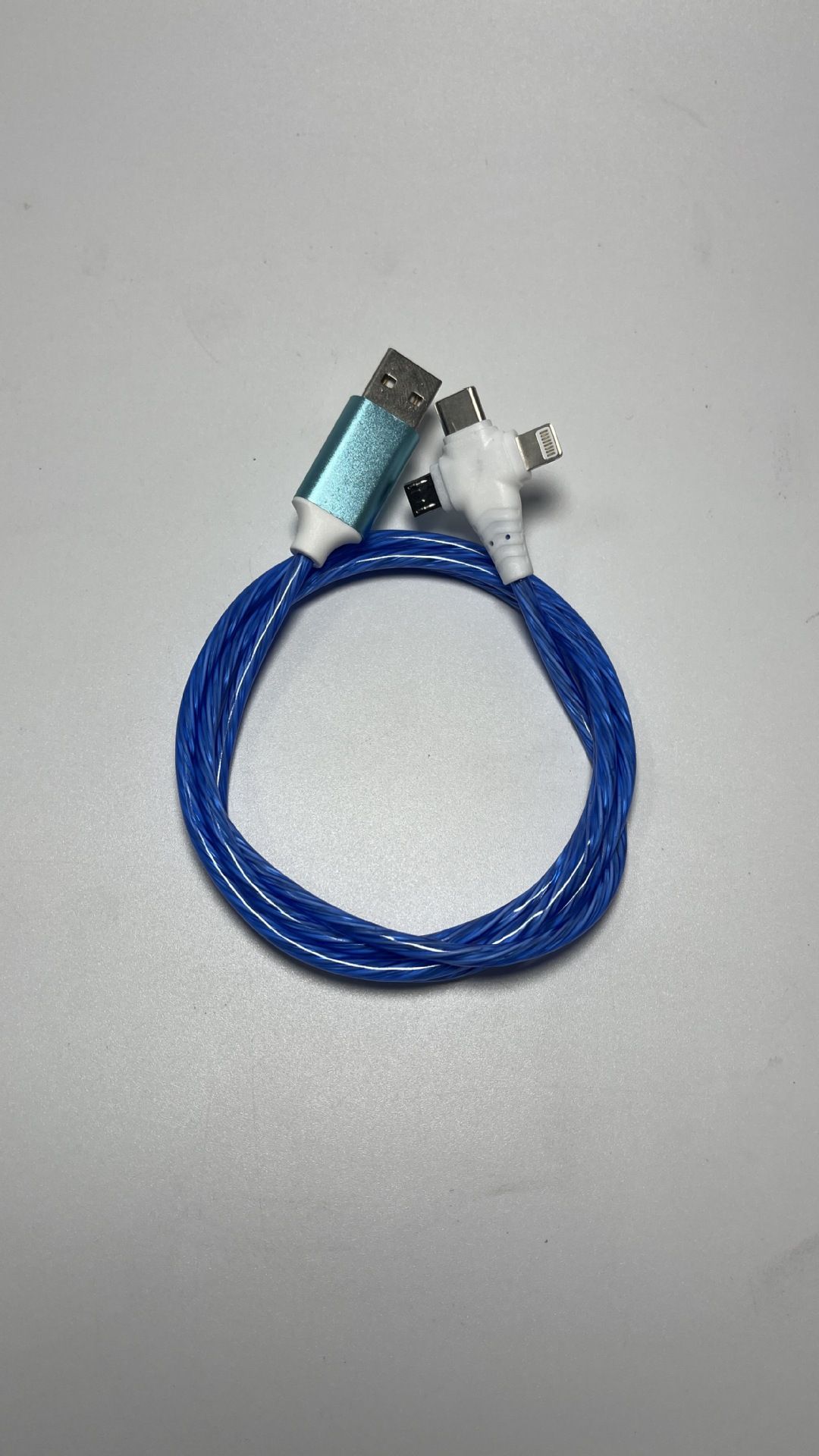 Araba kullanımı için üçü bir arada ışıklı veri kablosu, Apple type-c ışıklı taşınabilir çok bağlantı noktalı ışıklı hızlı şarj flaş şarjı için uygundur