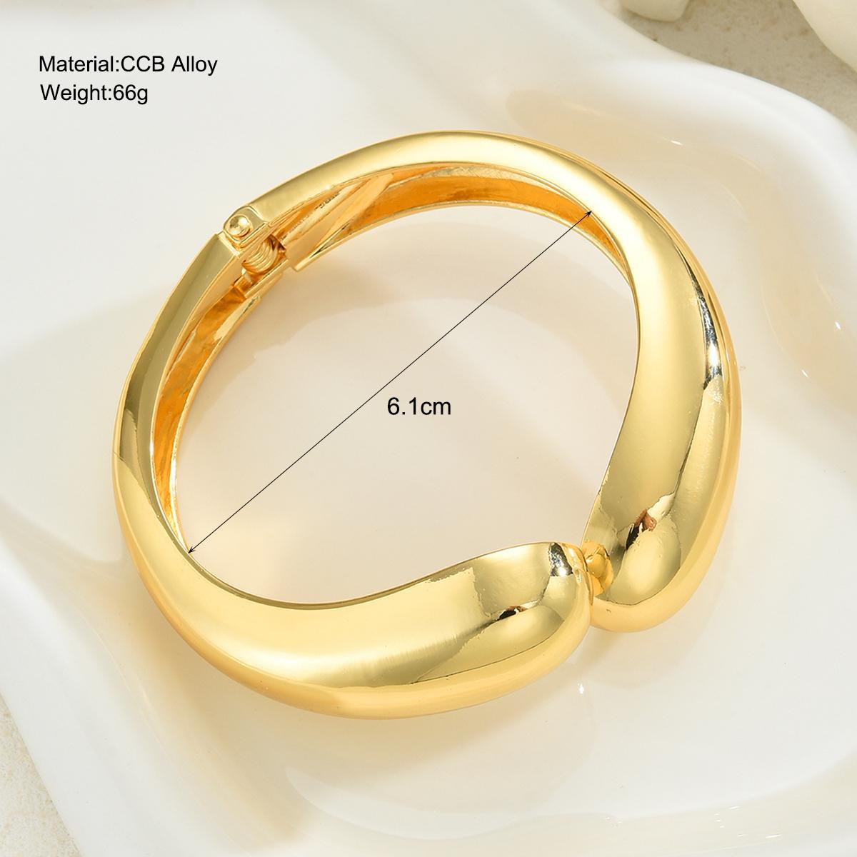 Acrylic mirror finish bracelet, glossy open-mouth