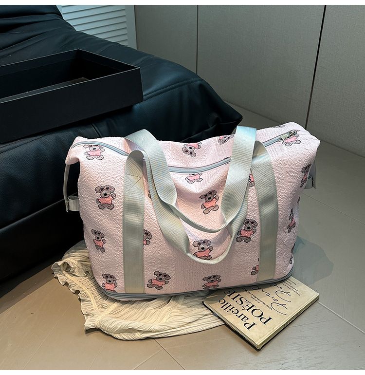 Large capacity travel bag, expandable, wet and dry separation