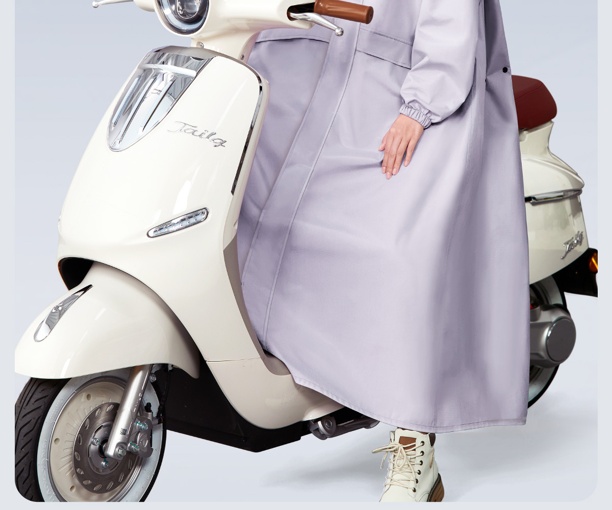 Full body raincoat for motorcycle and bicycle
