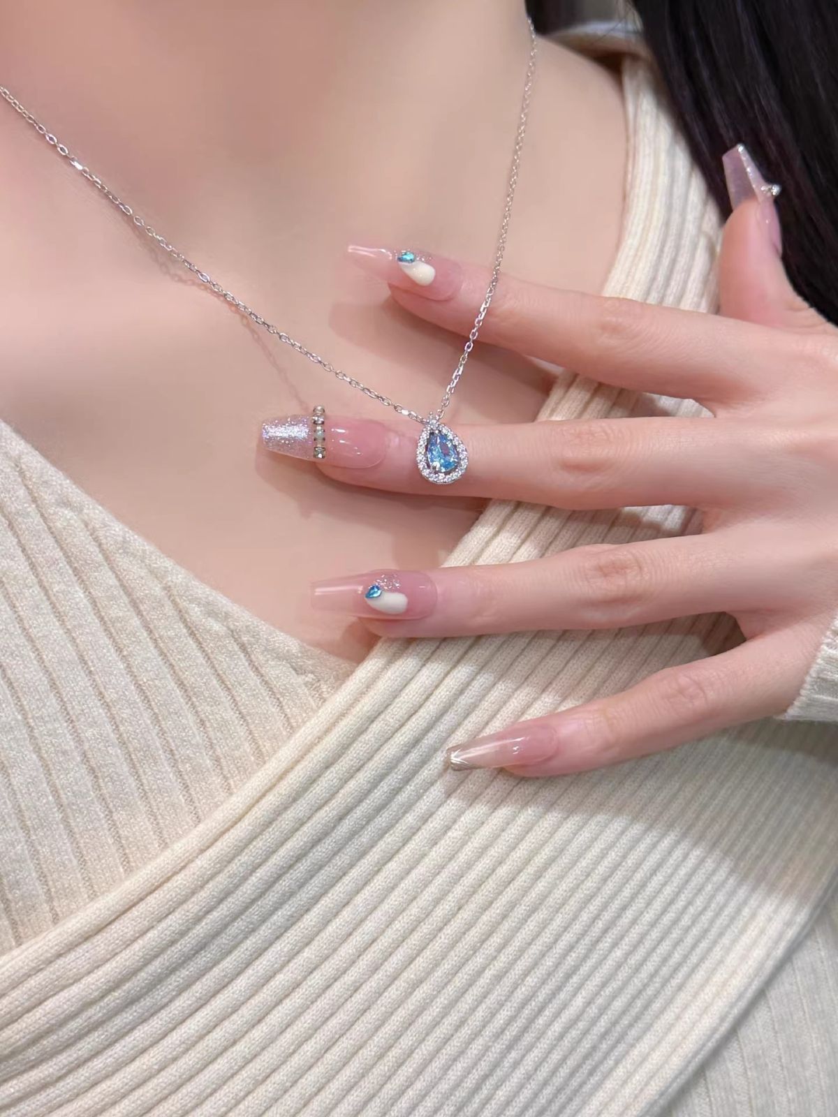 S999足银蓝眼泪项链轻奢小众时尚水滴吊坠纯银锁骨链送女朋友礼物