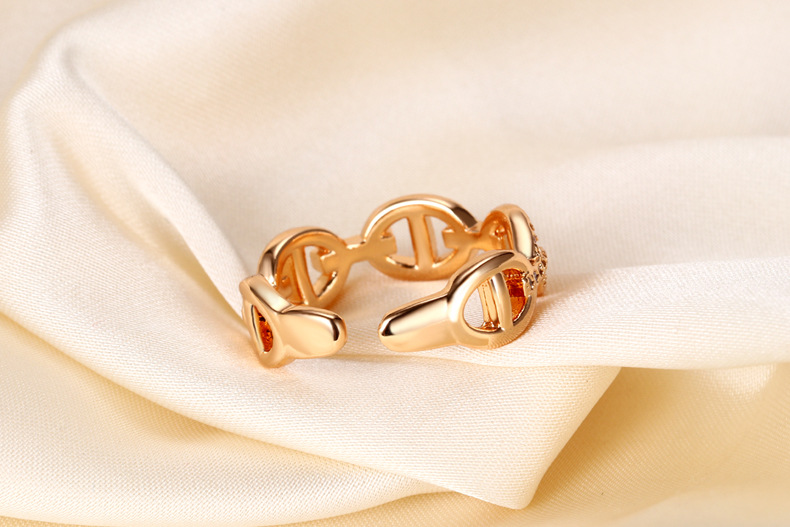 Gold-plated pig nose ring, full diamond set