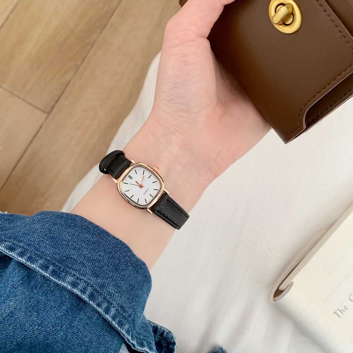Korean-style quartz watch, leather strap, women's