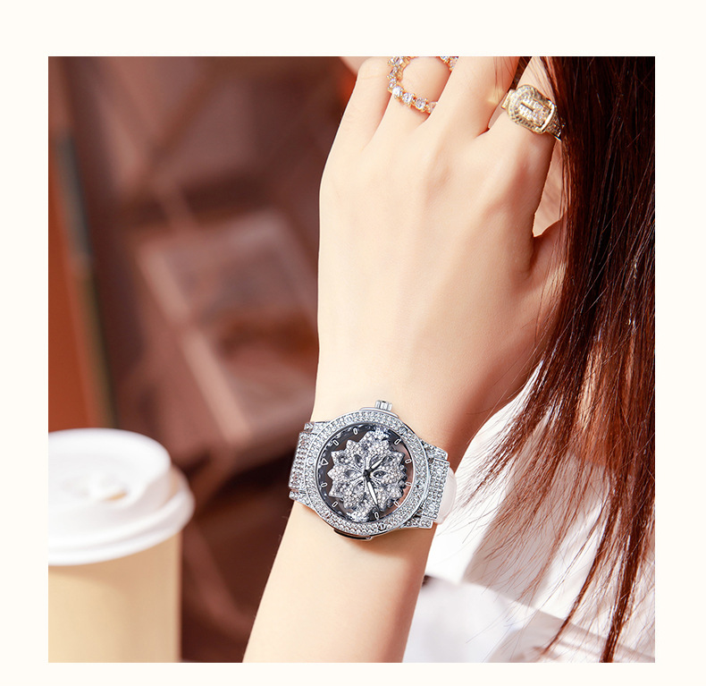 Women's Watch Large Dial Waterproof Star Design