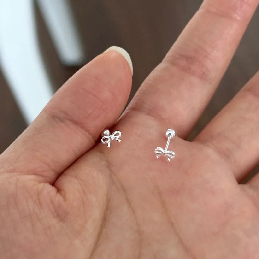 S999 Silber vergoldete Schleifen-Ohrstecker, mini