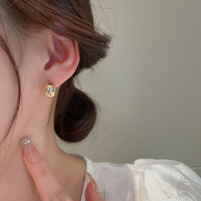 Gold-plated silver bead stud earrings, metal style