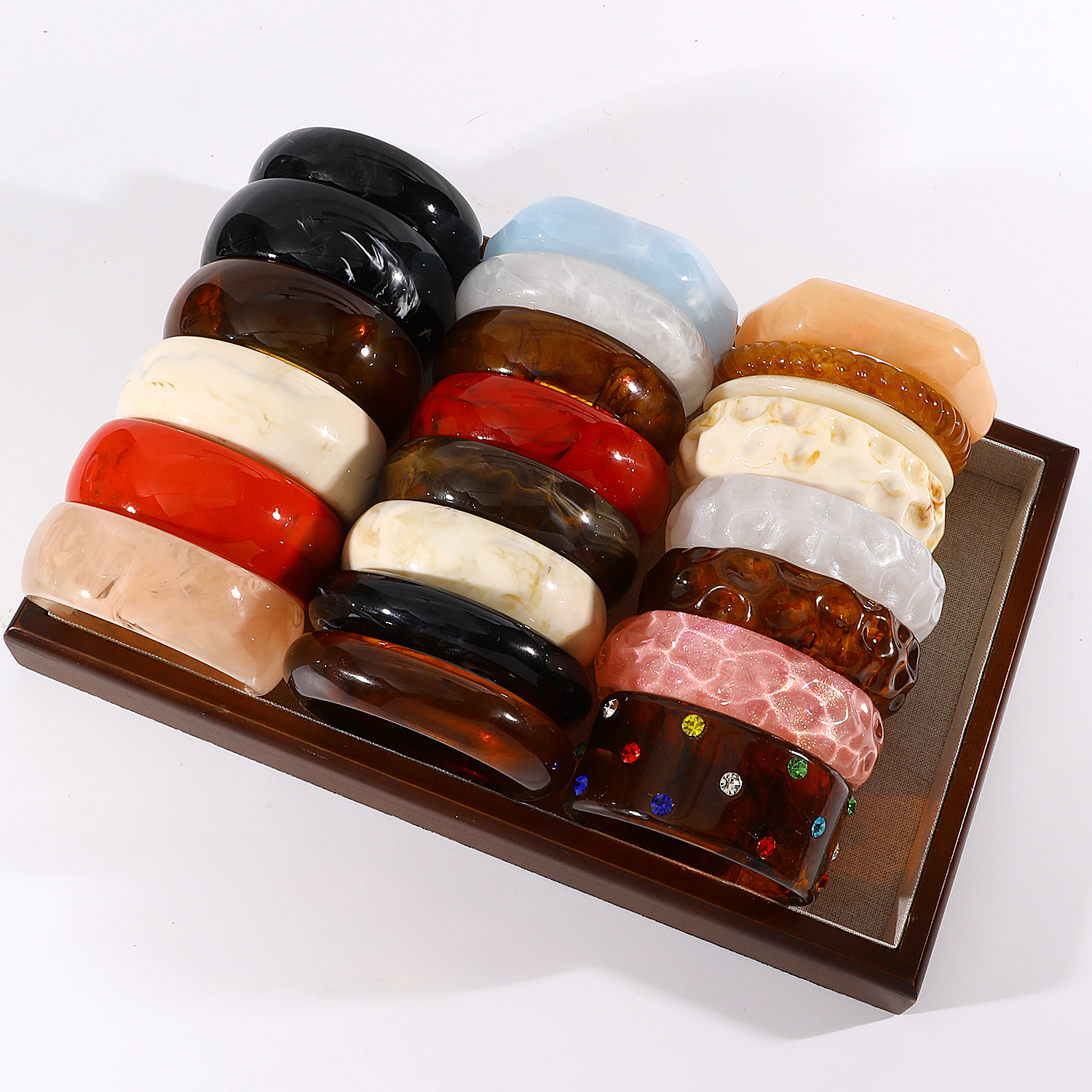 Vintage Kunstharz-Armband mit breitem Rand, Marmormuster, mehrfarbig