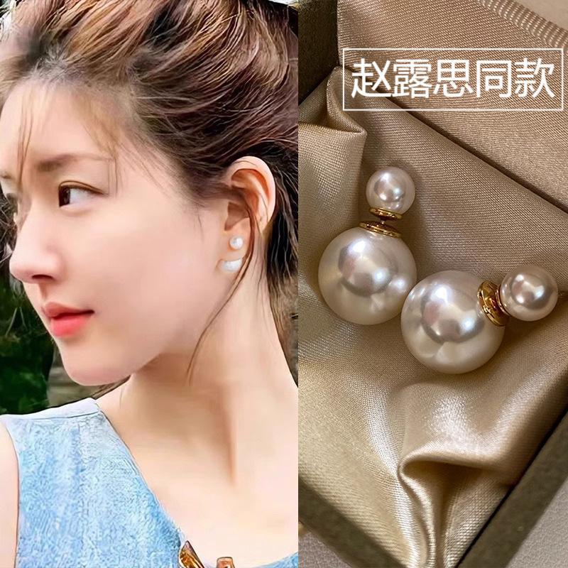 Design earrings, lightweight luxury, versatile, elegant