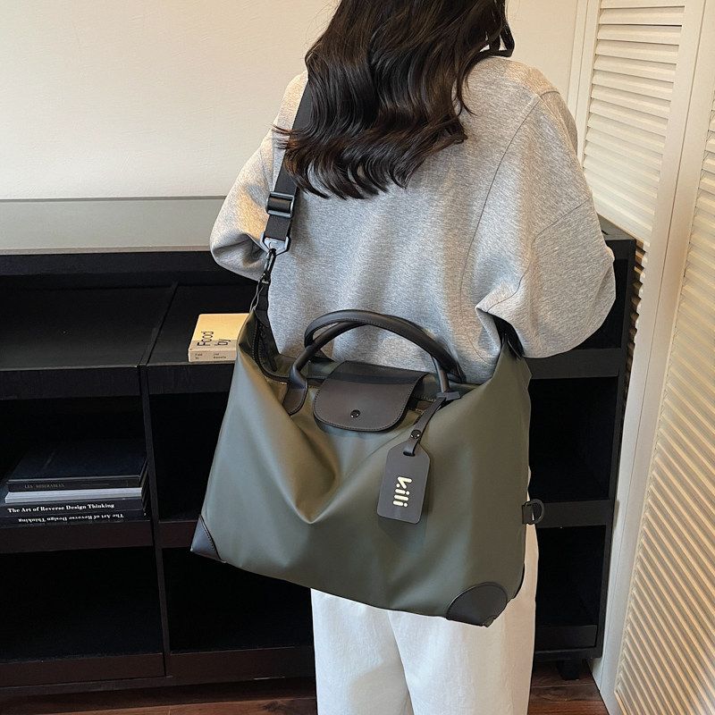 Travel bag, large capacity, lightweight portable sports and fitness