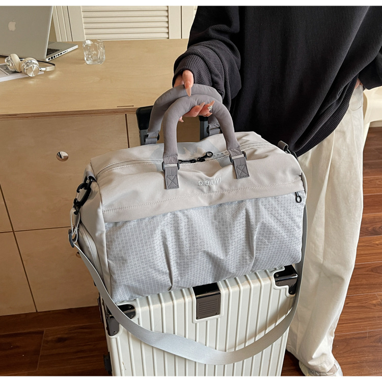 Large-capacity unisex travel bag dry-wet separation waterproof