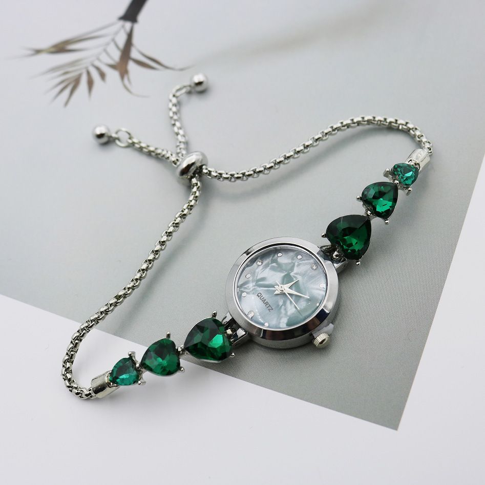 Girl's Quartz Watch with Heart and Diamond Design