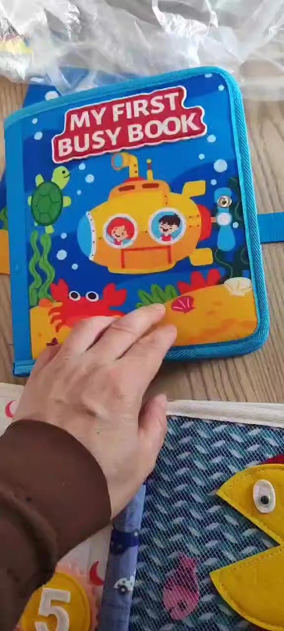 Individuelles Filz Busy Board Bauernhof mit Puzzle-Aktivitäten