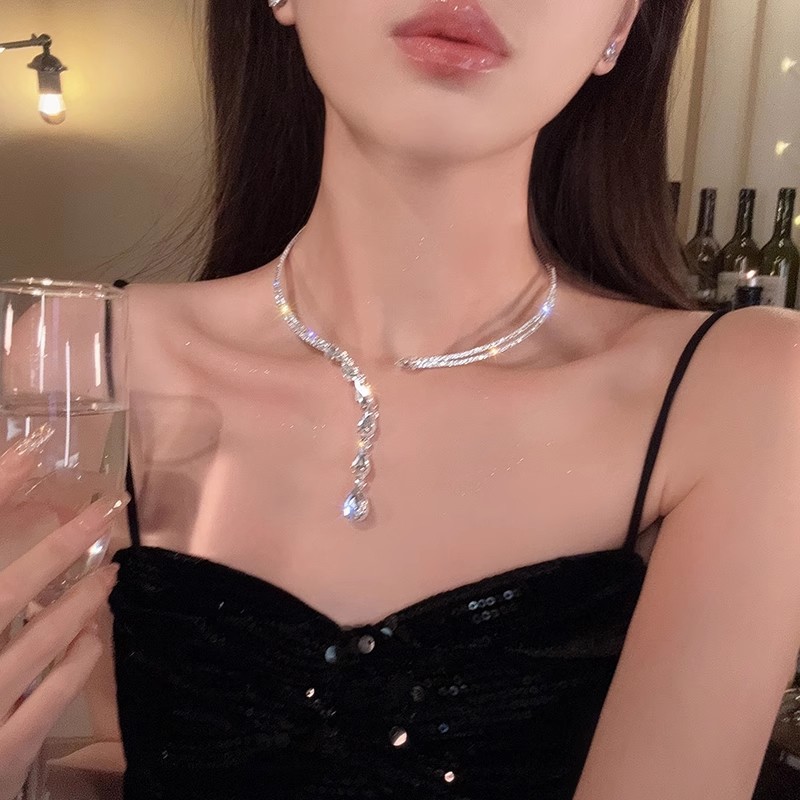 Strass-Quasten-Halskette, edles Design Schlüsselbein-Kette