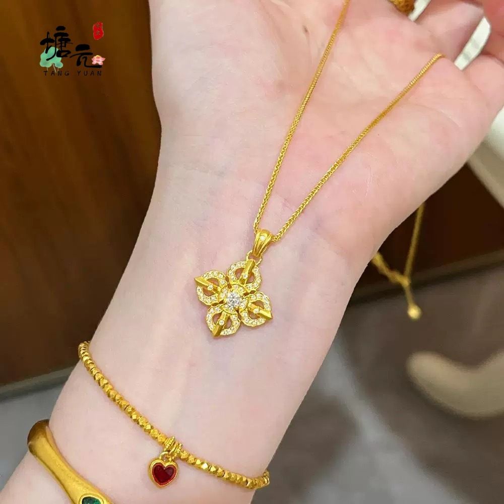Chinese style gold Dorje pendant, diamond inlaid, women's