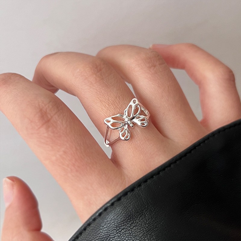 Damenring aus 925er Silber, unregelmäßiges Design