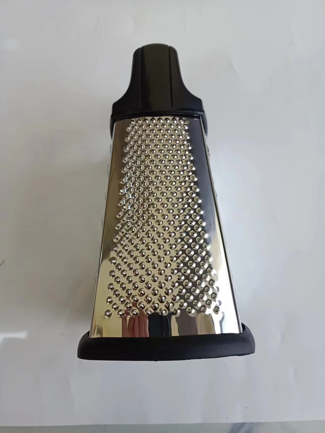 Multifunctional kitchen grater with handle and curved blade