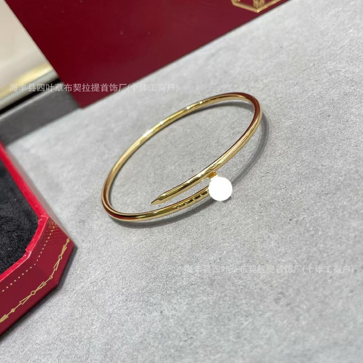 V-gold nail couple bracelet 18K rose gold elastic
