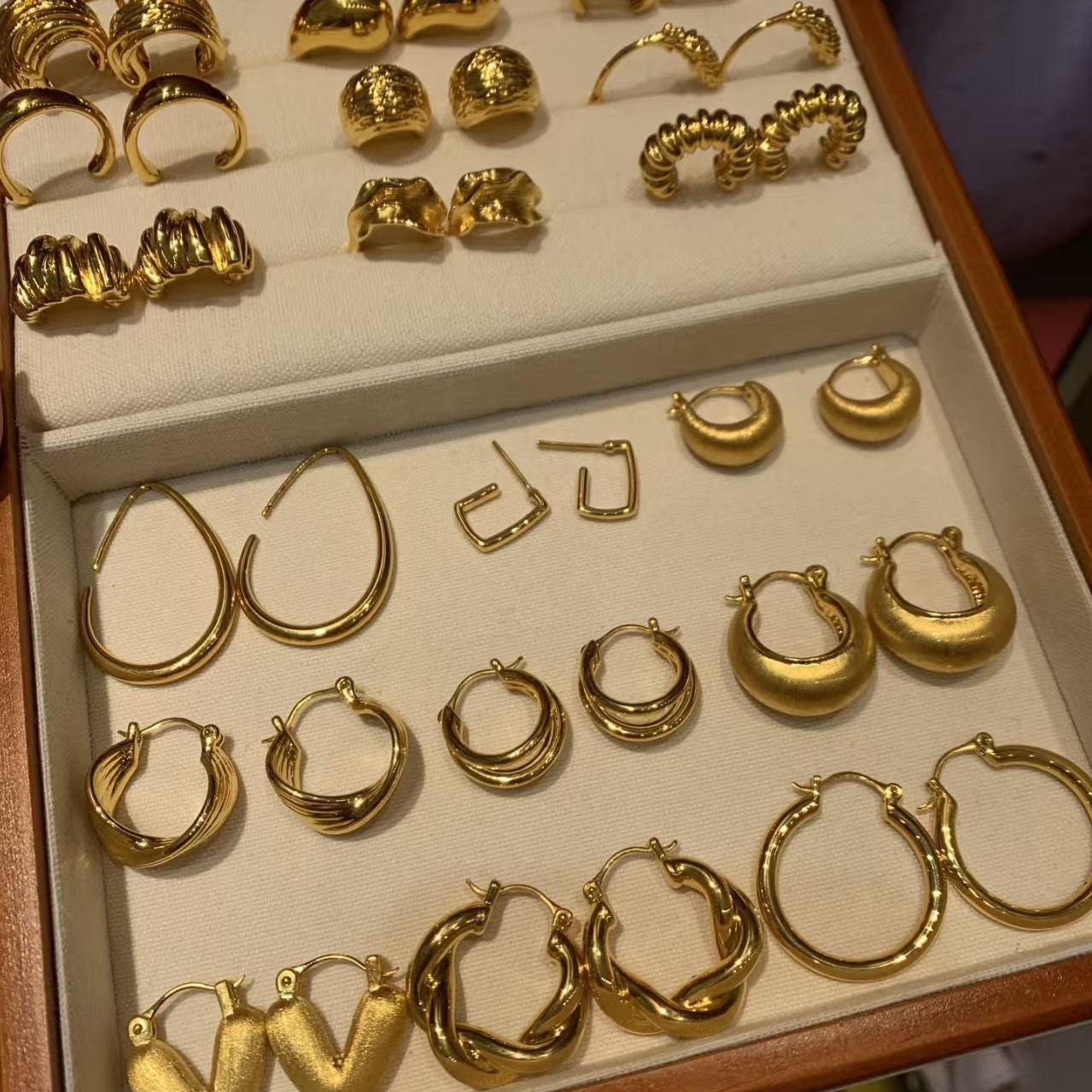 14K vergoldete geometrische Ohrringe, Vintage-Stil