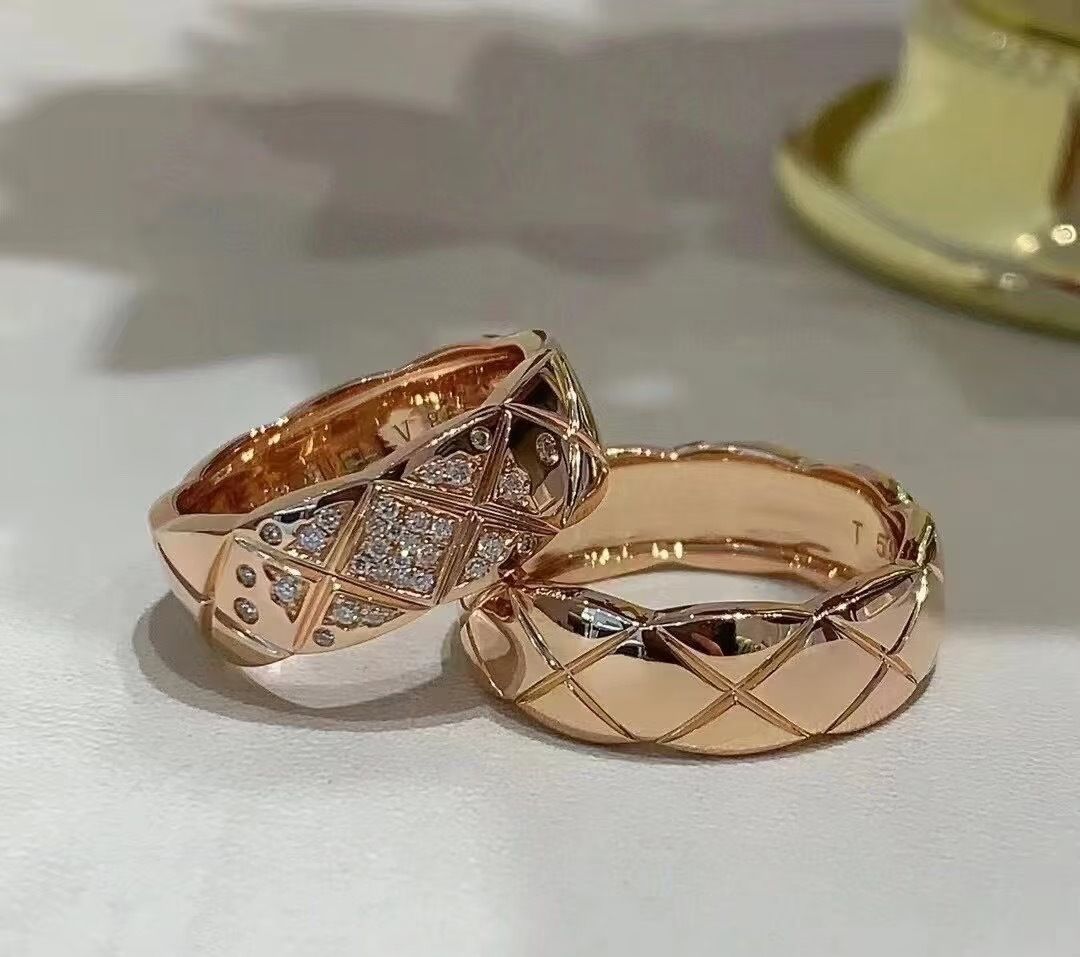 Xiaoxiang Coco Ring, 18K plattiert, CNC graviert