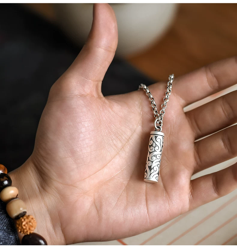 999 silver hollow locket necklace, openable