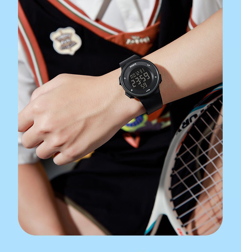 Elektronische Kinderuhr für Jungen mit sportlichem, minimalistischem Design