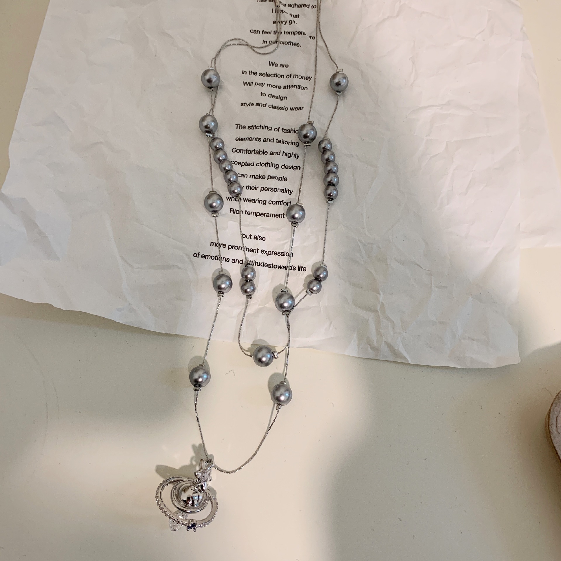 Pearl necklace with detachable chain, stackable design, high quality