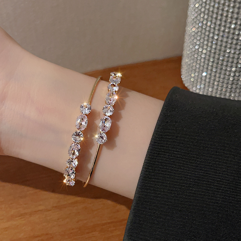 Zircon ribbon open bangle bracelet
