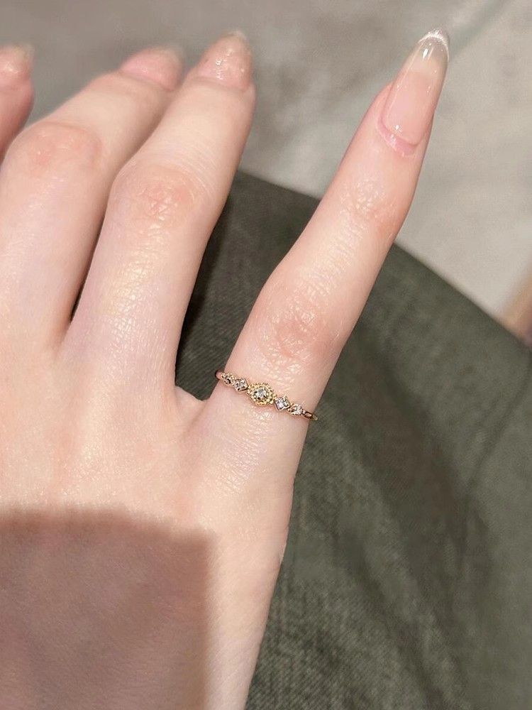 Diamant-Blumen-Ring, leichter Luxus, feiner Schnitt, Retro-Design