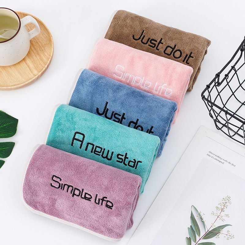 Mikrofiberli banyo havlusu seti hızlı kuruyan