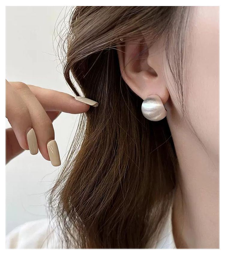 S999 sterling silver needle earstud, metal brushed, unique design
