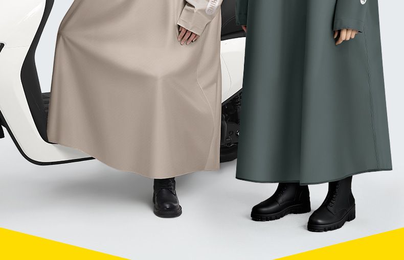 Electric vehicle raincoat single-person, full-body protection