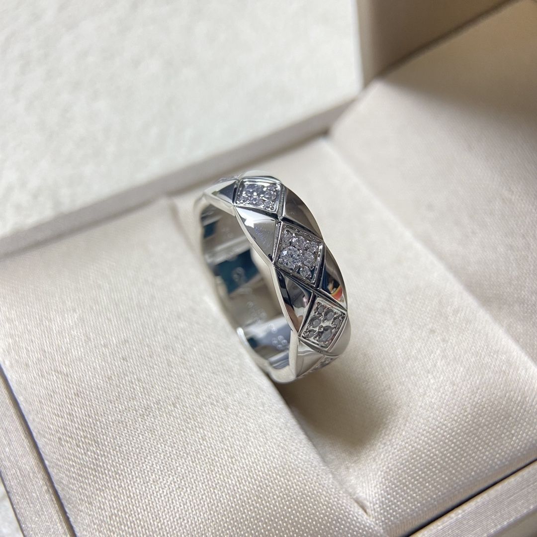 Xiangja 18k Gold plattiert Coco Rautenmuster Ring