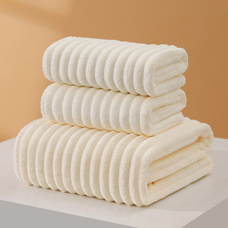 Mercan polar havlu ve banyo havlusu hediye seti, 3'lü
