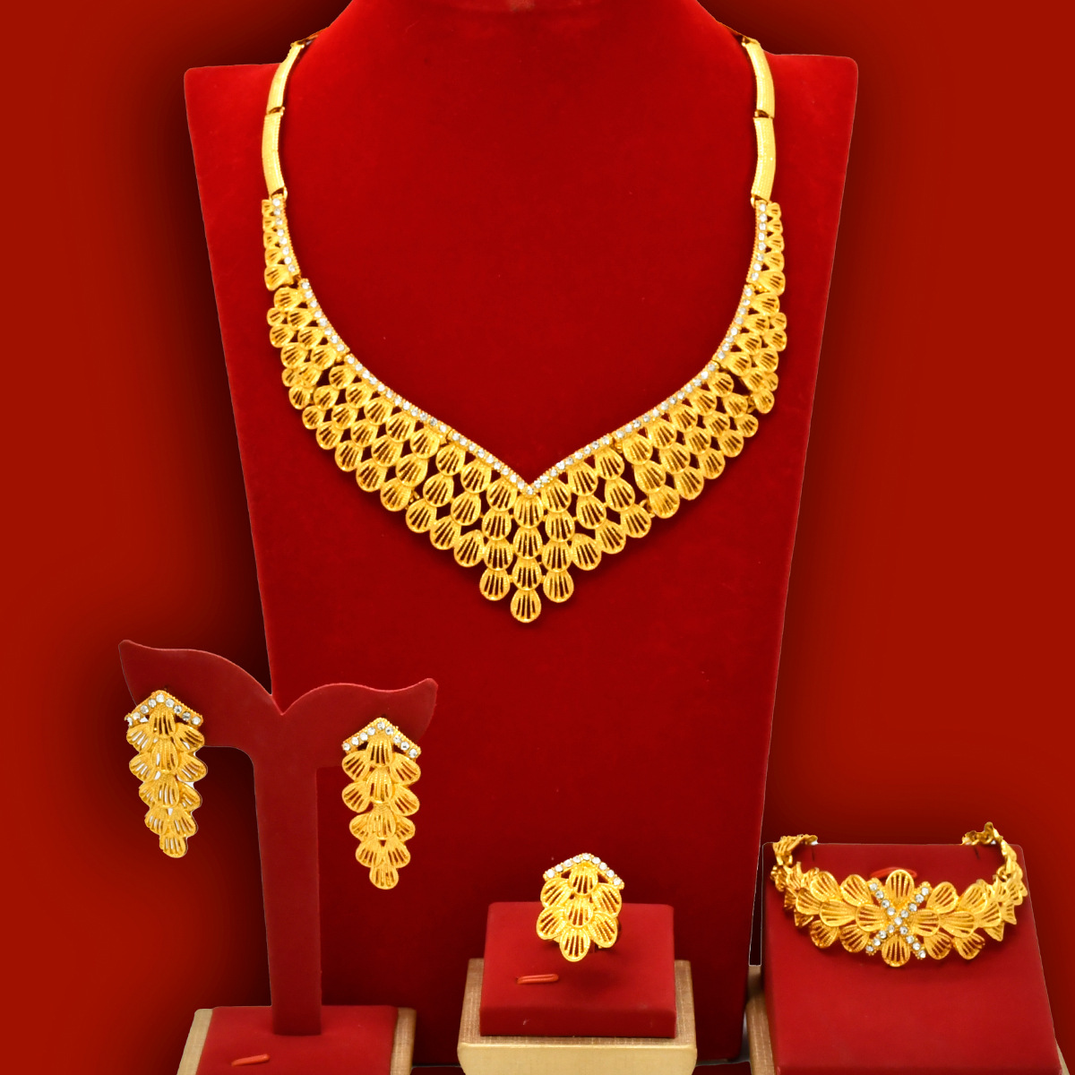 Dubai Brautschmuckset, 24K vergoldet, vierteilig