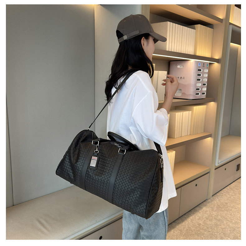 PU leather travel bag, large capacity