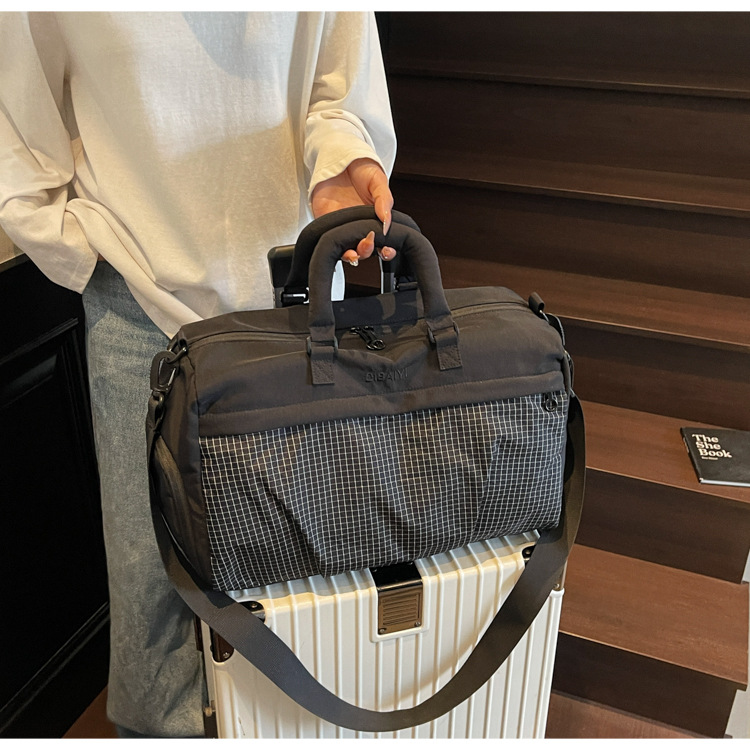 Large-capacity unisex travel bag dry-wet separation waterproof