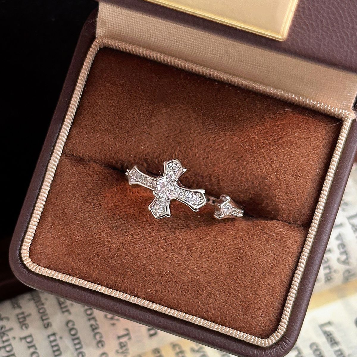 Kreuz-Punk-Ring Damen, Strass Vintage