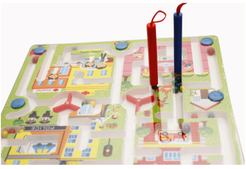 Holz-Doppelseitiges magnetisches Ringspiel mit Kugellabyrinth und Flugschach