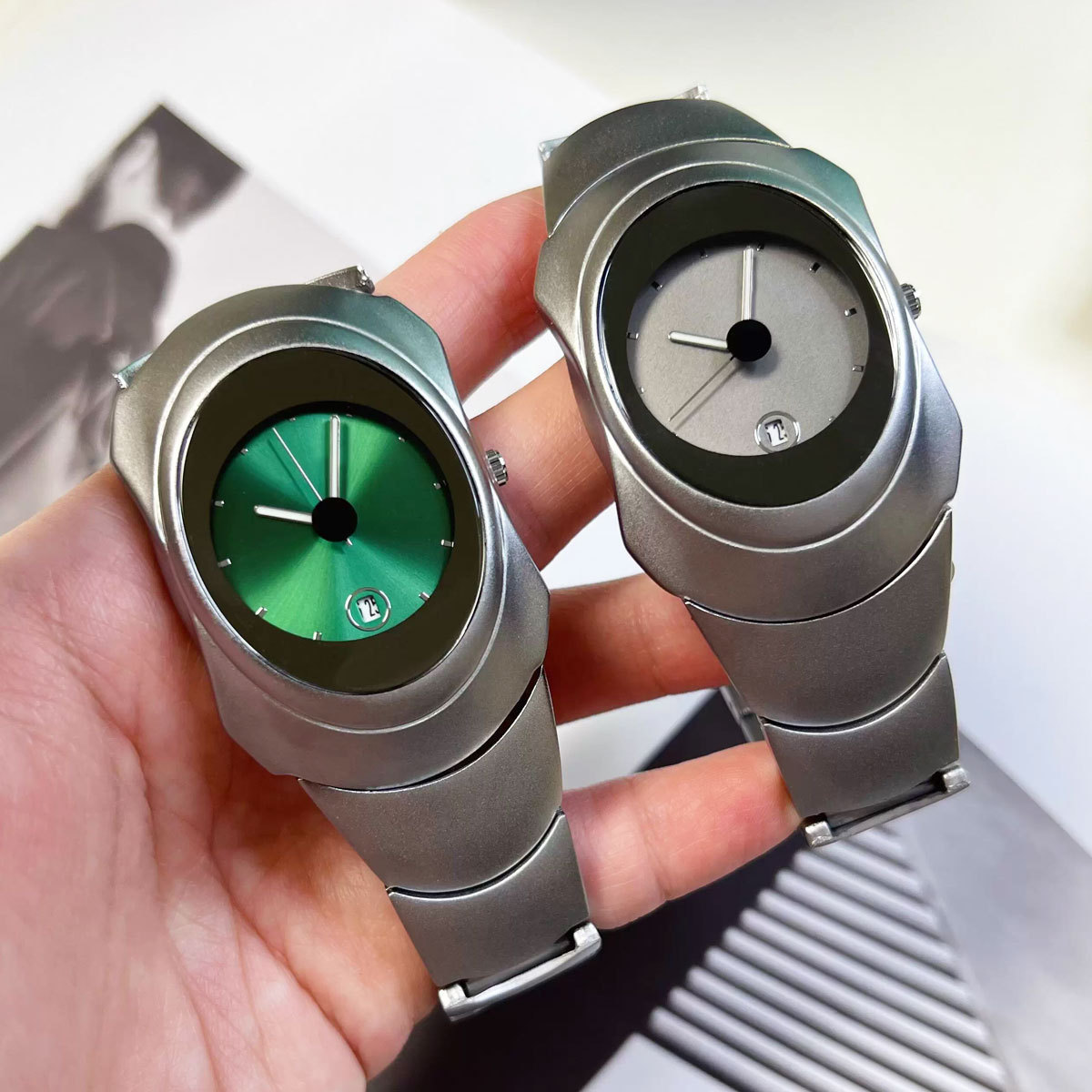 Women's Luxury Watch Calendar Waterproof Quartz Versatile
