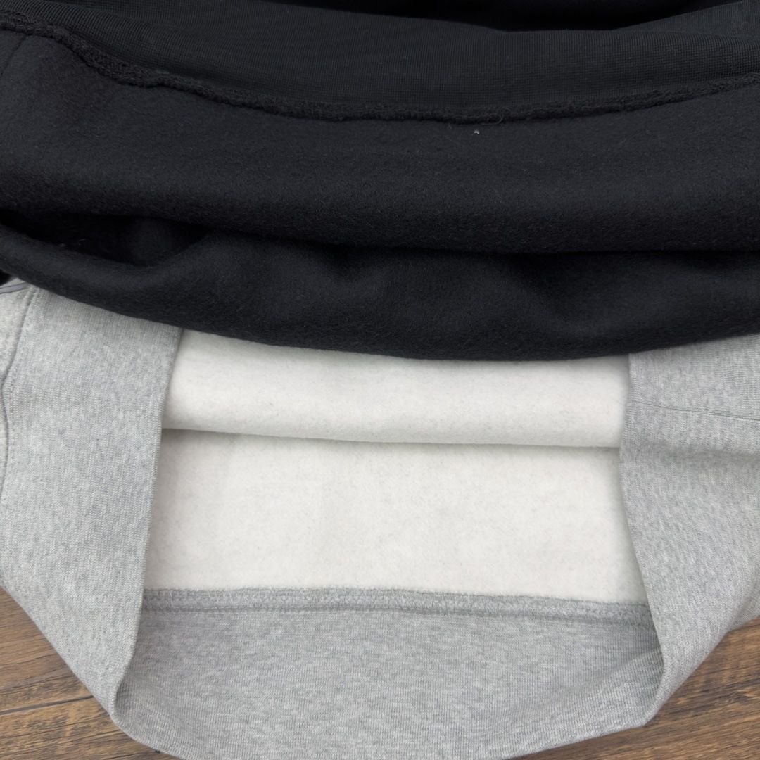 Herren-Fleece-Trainingsanzug mit Weiten-Beinen und reflektierendem Streifen