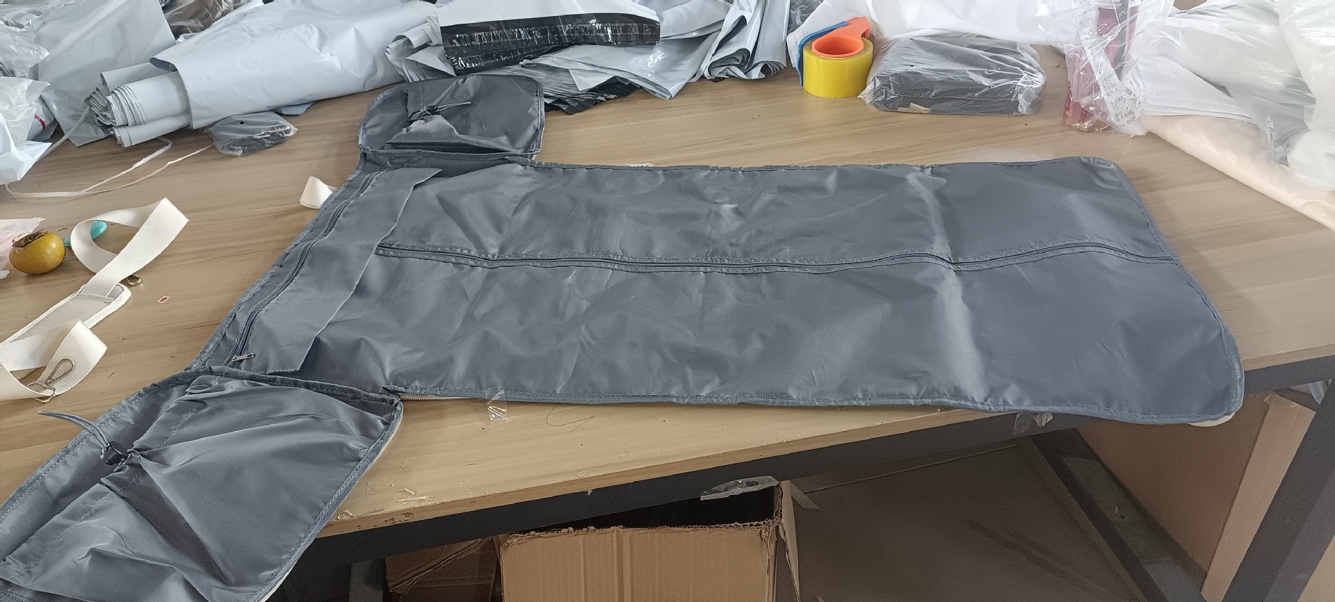 现货新款多功能带拉杆旅行包女简约旅行袋大容量健身包轻便运动包