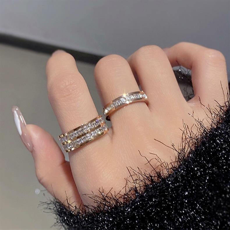 Doppelter quadratischer Diamantring-Set, minimalistisches Design