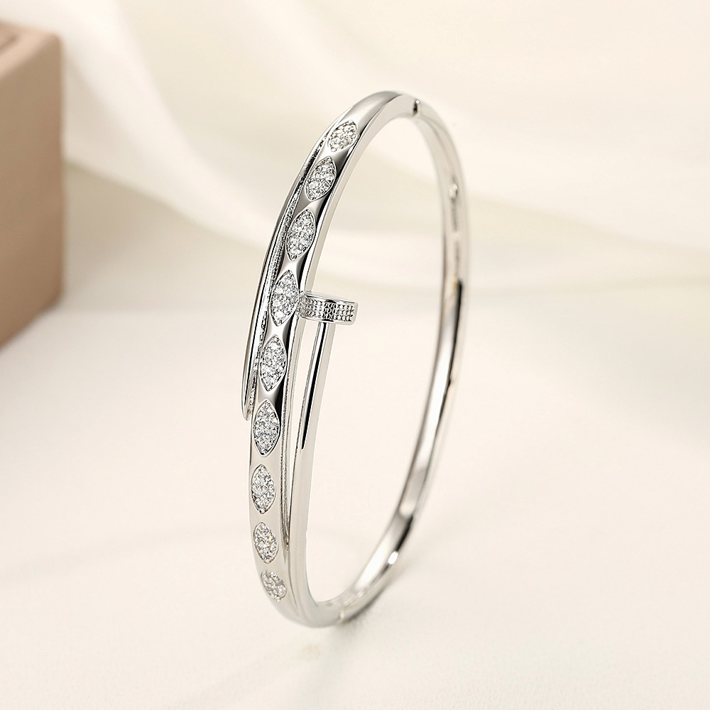 Wide round three-row crystal bracelet, metal snap clasp
